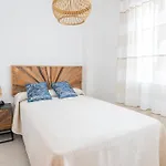 Luxurious Beachside Haven *